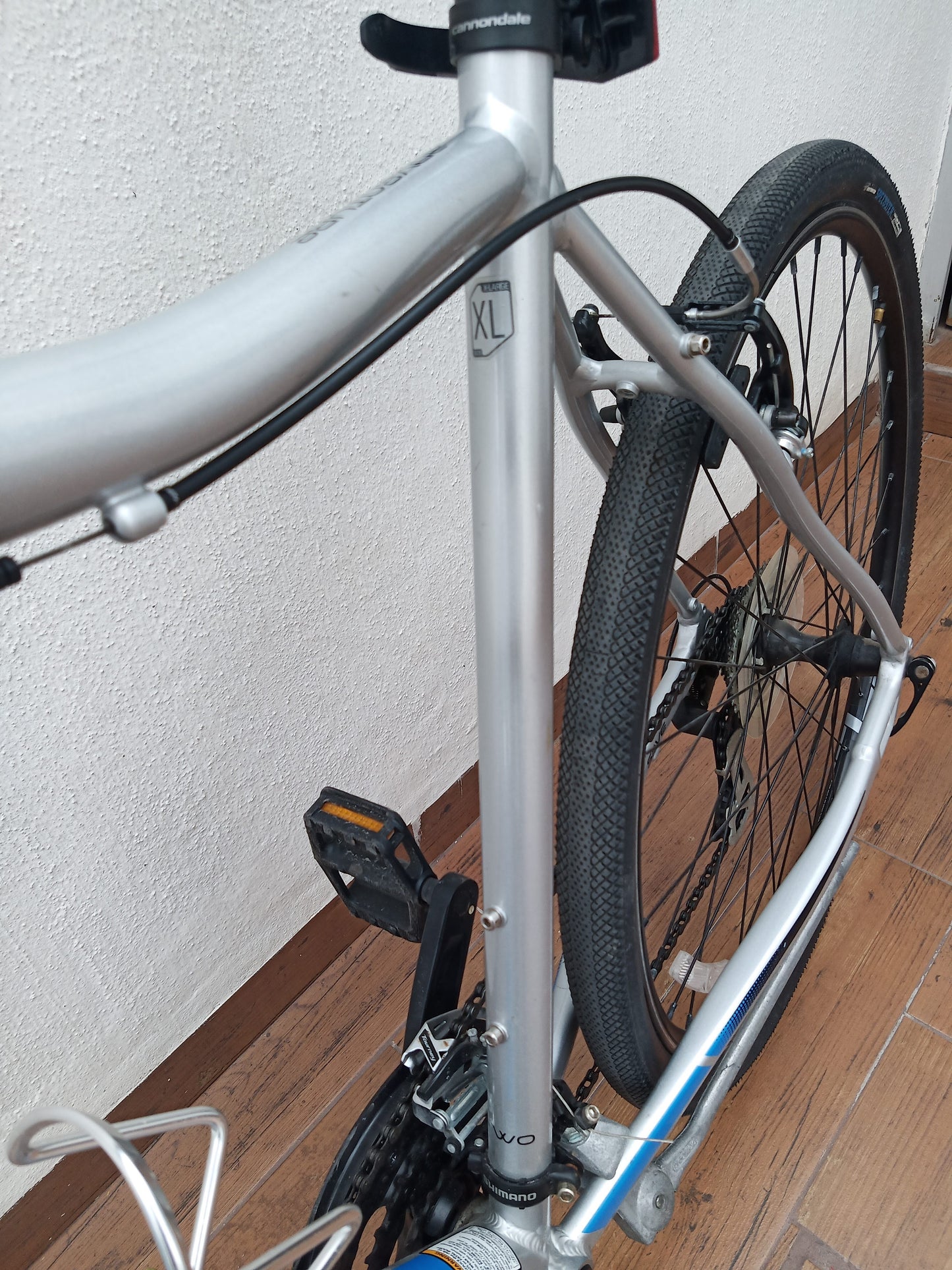 Bicicleta Cannondale Adventure 2