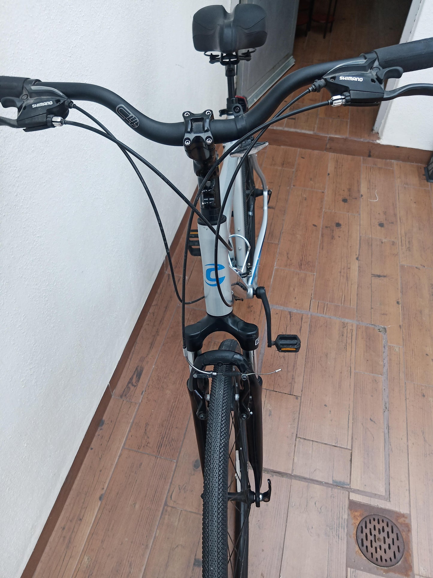 Bicicleta Cannondale Adventure 2